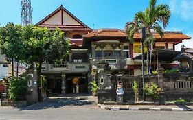 Hotel Candra Adigraha